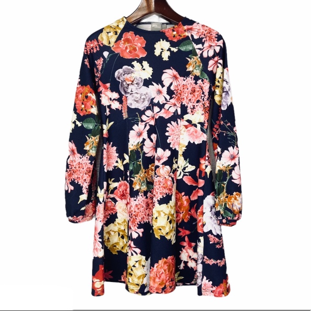 ASOS• navy long sleeve floral fitted skater mini dress size 6